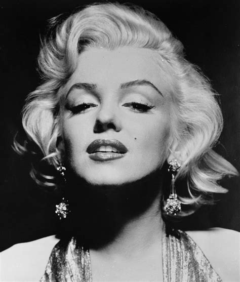 Marilyn Monroe | Biografia de marilyn monroe, Marilyn monroe fotos, Marylin monroe