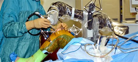 Robot-assisted Hip and Knee Replacement Specialist