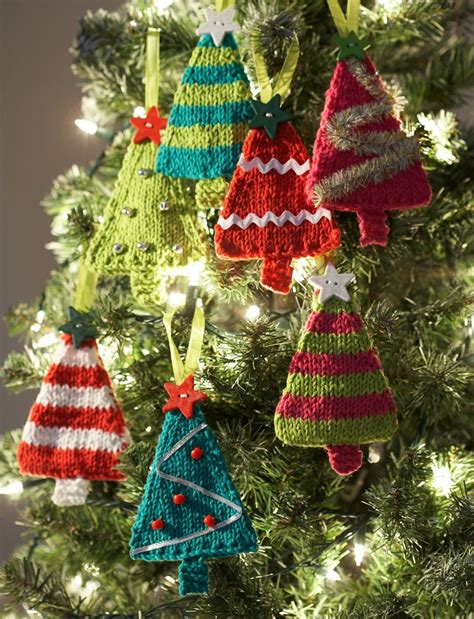 20+ Tiny Christmas Tree Ornaments – HomeDecorish