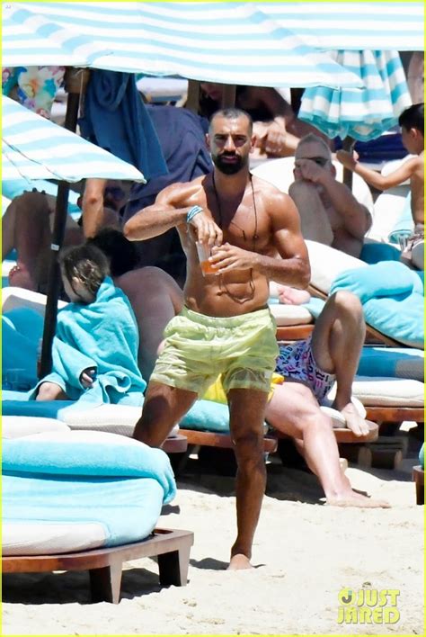 Soccer Star Mohamed Salah Bares Ripped Body at the Beach in Greece ...