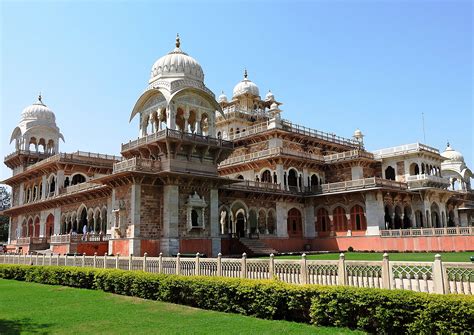 Albert Hall Museum, Jaipur | Palacio de los vientos, Jaipur, Cenotafios