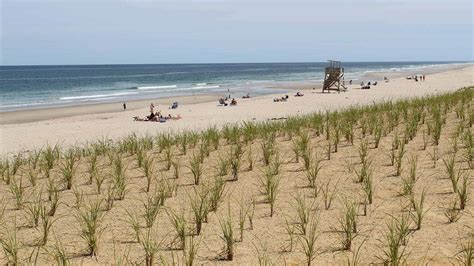 Cape Cod Beachcams on Nauset Beach and Skaket Beach | Ship's Knees Inn Orleans, Ma