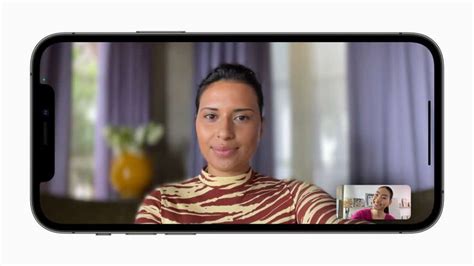 How To Blur FaceTime Call Backgrounds: Portrait Mode iOS 15 ...