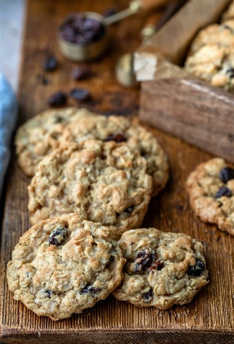 Soft & Chewy Oatmeal Raisin Cookies - I Heart Eating