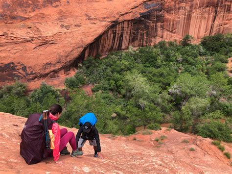 Ultimate Hiking Guide to Coyote Gulch in Utah - Aloha Adrian