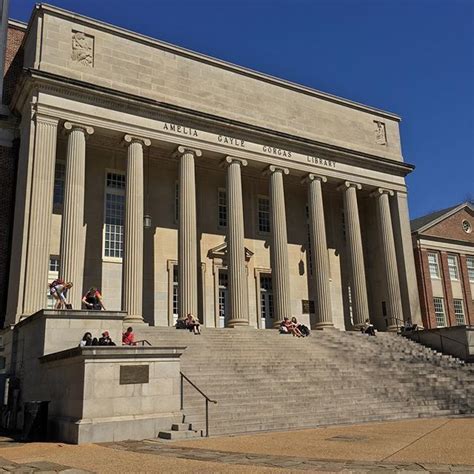 The University of Alabama on Instagram: “#todayatua students are enjoying a beautiful day on the ...