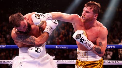 Canelo Alvarez vs. Caleb Plant results, highlights: Alvarez becomes ...