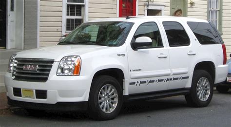 2010 GMC Yukon Hybrid Denali - 4dr SUV 6.0L V8 Hybrid 4x4 auto