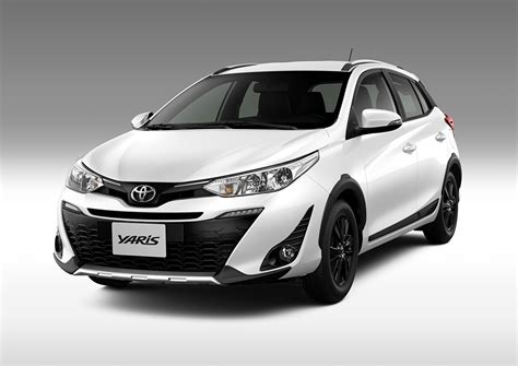 Toyota Yaris – PANAVIA CAR RENTALS