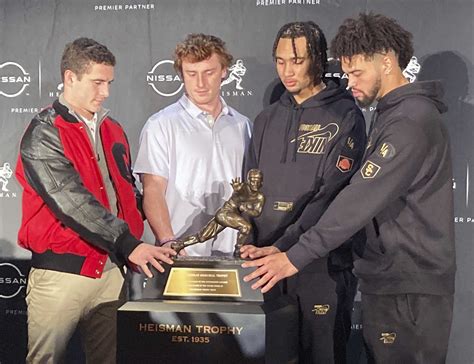 Sports digest: Heisman Trophy finalists gather in Manhattan