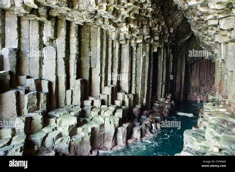 Inside fingals cave scotland uk hi-res stock photography and images - Alamy