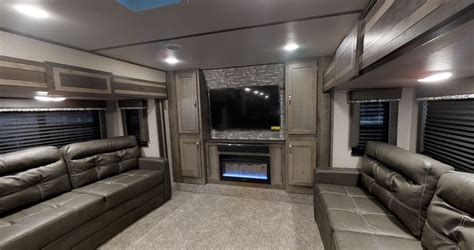 5th Wheel Rv With Front Living Room | Bryont Blog