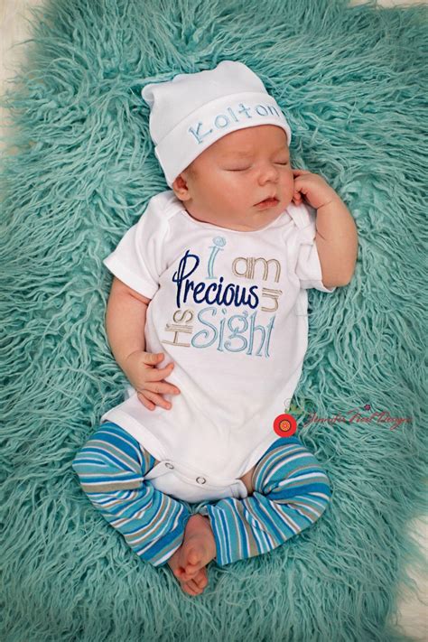 √ Newborn Personalized Clothing