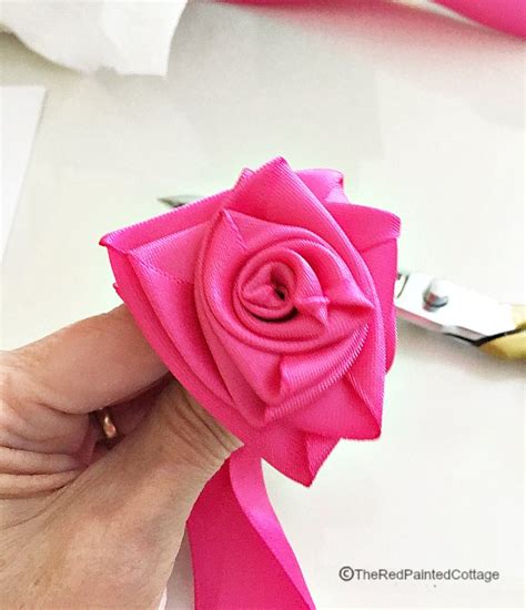 DIY Easy Ribbon Roses - The Red Painted Cottage