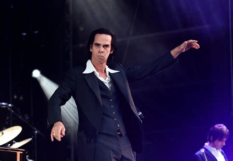 10 Best Nick Cave Songs of All Time - Singersroom.com