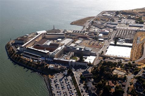 Oldest California Prison Faulted Over Virus, Must Downsize - Bloomberg