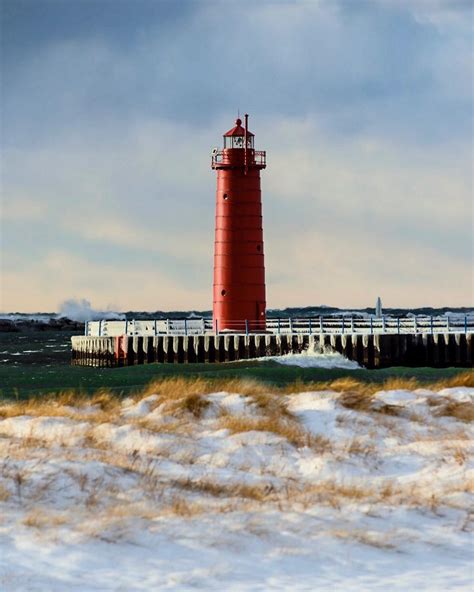 Beautiful Lighthouses in Michigan Worth a Visit | Michigan