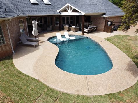 Grapevine TX Poolside Outdoor Living Space Makeover.