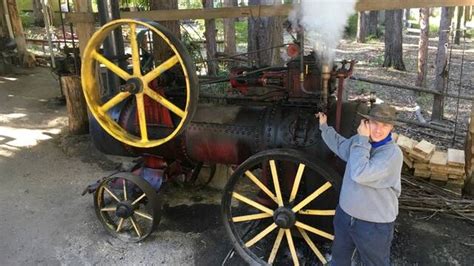 Timbertown Steam and Heritage Machinery Club Sunday October 22 2017 | Camden Haven Courier ...