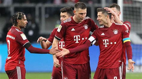 Bayern Munich extend lead at top of Bundesliga with Eintracht Frankfurt ...