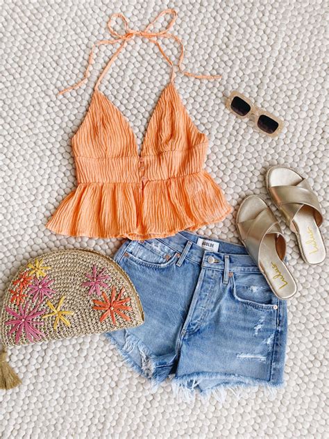 What To Wear To The Beach: Cute Outfits To Copy ASAP - Lulus.com ...