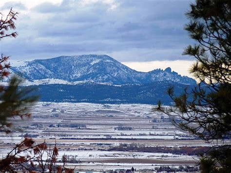 The Sleeping Giant mountain near Helena, Montana | Big sky country ...