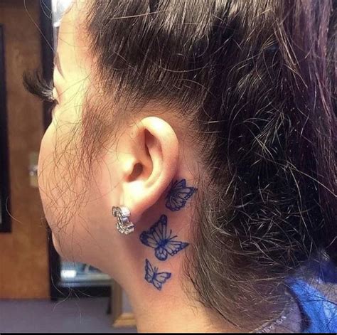 𝓈𝑜𝓎𝒶𝓃𝒾𝓈𝒽𝒶 | Neck tattoos women, Small neck tattoos, Butterfly neck tattoo