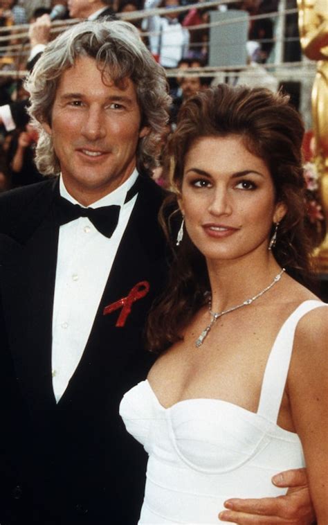 Cindy Crawford married Richard Gere with a tin foil ring and wearing ...