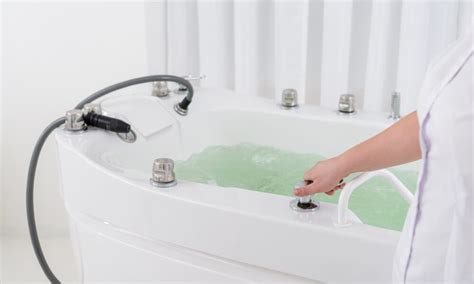 Benefits of Hydrotherapy: Combining Comfort and Therapy with Walk-in Tubs