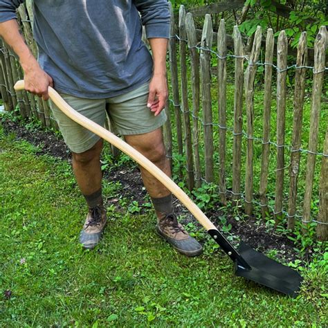 Ergonomic Garden Shovel