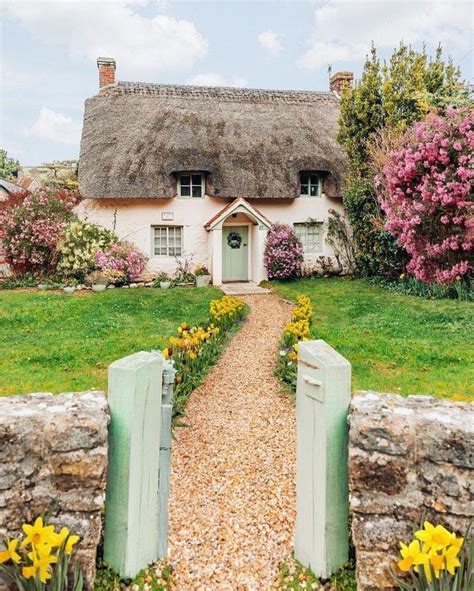 Top 5 country properties in 2021 - British Country Homes