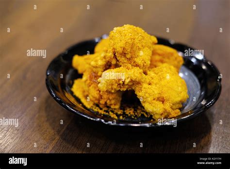 spicy fried chicken Stock Photo - Alamy