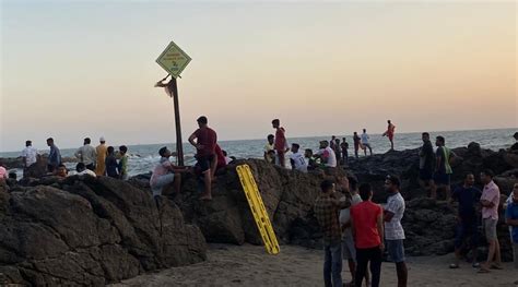 Two drown at Goa beach, search on for two others | Goa News - The ...