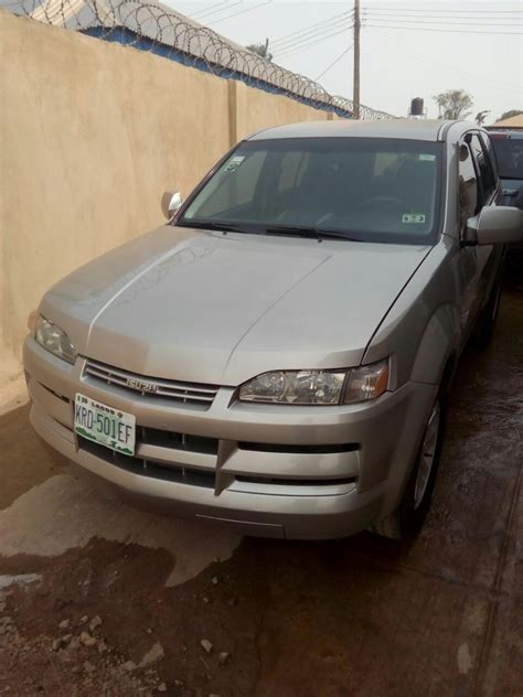 Isuzu Axiom 2004, 6 months used Firstbody Good Engine And Gear - Autos - Nigeria