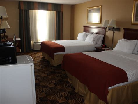 Hotels in Thomasville, GA | Holiday Inn Express & Suites Thomasville