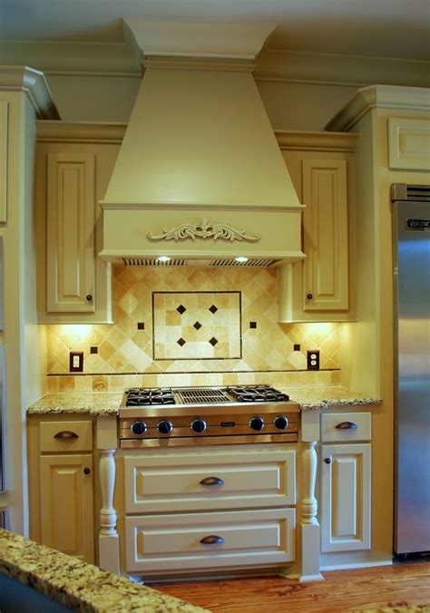 Kitchen remodel by Flowood Flooring! Call us ***-***-**** | Kitchen remodel, Kitchen, Kitchen hoods