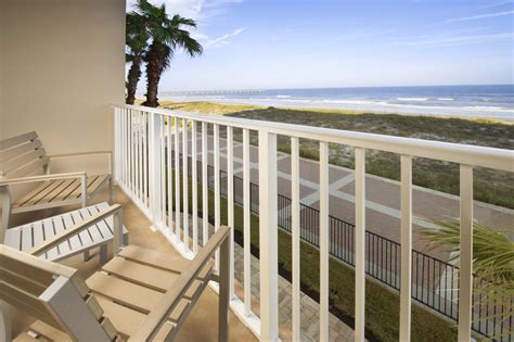 Four Points by Sheraton Jacksonville Beachfront in Jacksonville Beach | VISIT FLORIDA