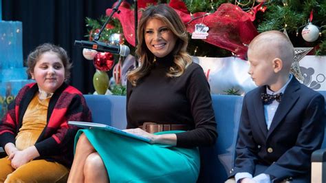 First lady Melania Trump makes annual holiday visit to children's ...