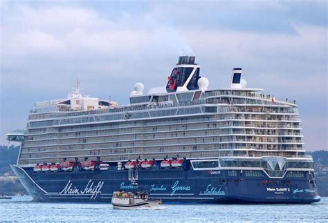 Mein Schiff 2 starts western Mediterranean cruises from Palma de ...