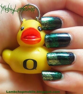 Oregon Duck nail art for November 17, 2012. #GoDucks. | Posted by ...