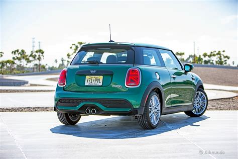 2023 MINI Cooper S Hardtop | Edmunds