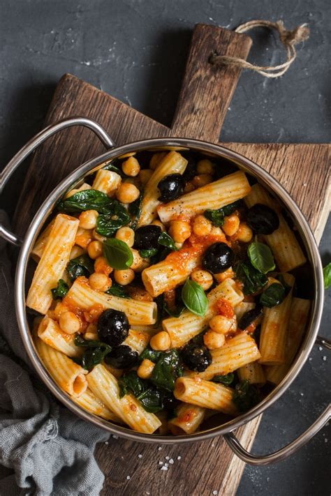 10 Best Chickpea Pasta Recipes for Dinner - Insanely Good