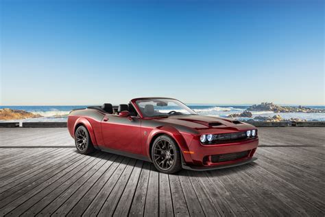 Dodge Challenger Convertible 2024 - Nona Thalia