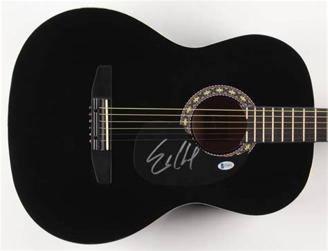 Eric Church Signed 38.5" Rogue Acoustic Guitar (Beckett COA) | Pristine Auction