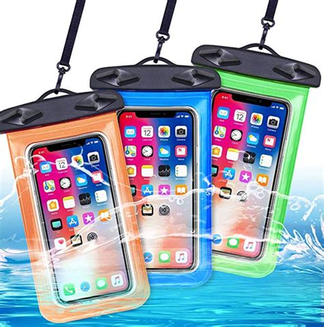 Waterproof Universal Phone Pouch - A Thrifty Mom