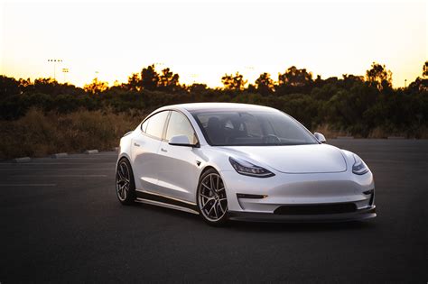 Tesla Model 3 Carbon Fiber Front Spoiler (Laguna Seca Edition) – TESLARATI Marketplace