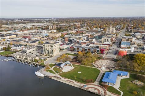 Midland average weekly income tops $1K. See how Bay City, Saginaw compares - mlive.com