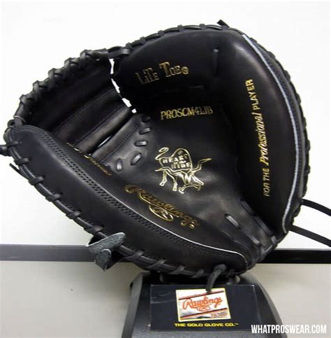 What Pros Wear: Yadier Molina’s Rawlings Heart of the Hide PROSCM41JB Catcher’s Mitt - What Pros ...