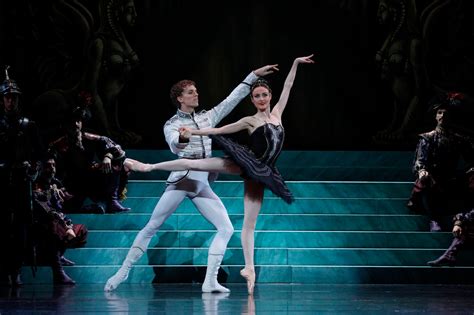 The Australian Ballet: Swan Lake review – Man in Chair