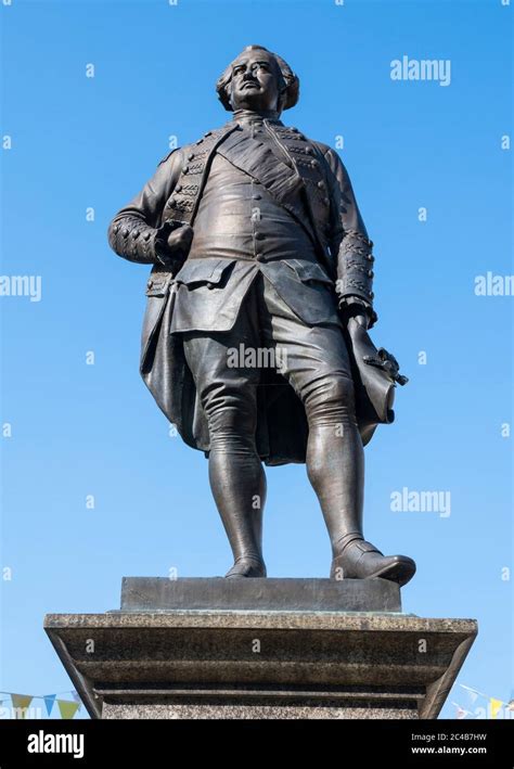 Statue of Robert Clive ('Clive of India') in Shrewsbury Square ...